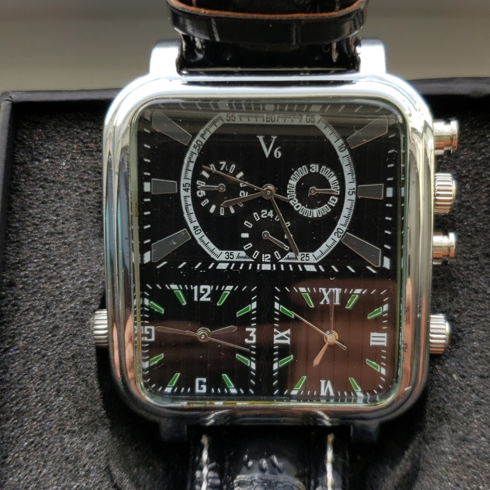 LORD TIMEPIECE (NWT) watch - Picture 3 of 4